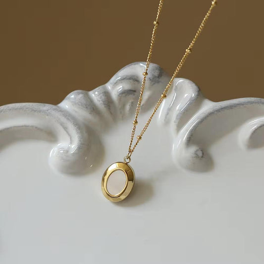 Oval Shell Necklace